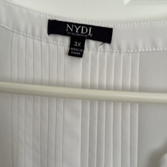 NYDJ blouse - Picture 2 of 3